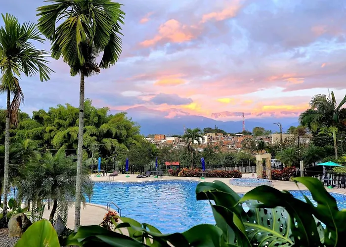 Apartamento Privado Vacacional A 5M Del Aeropuerto, 20 Minutos Del Parque Del Cafe Y Centro De Armenia Con 4 Piscinas, 3 Jacuzzi, Sauna By Molca Xperiences 3H