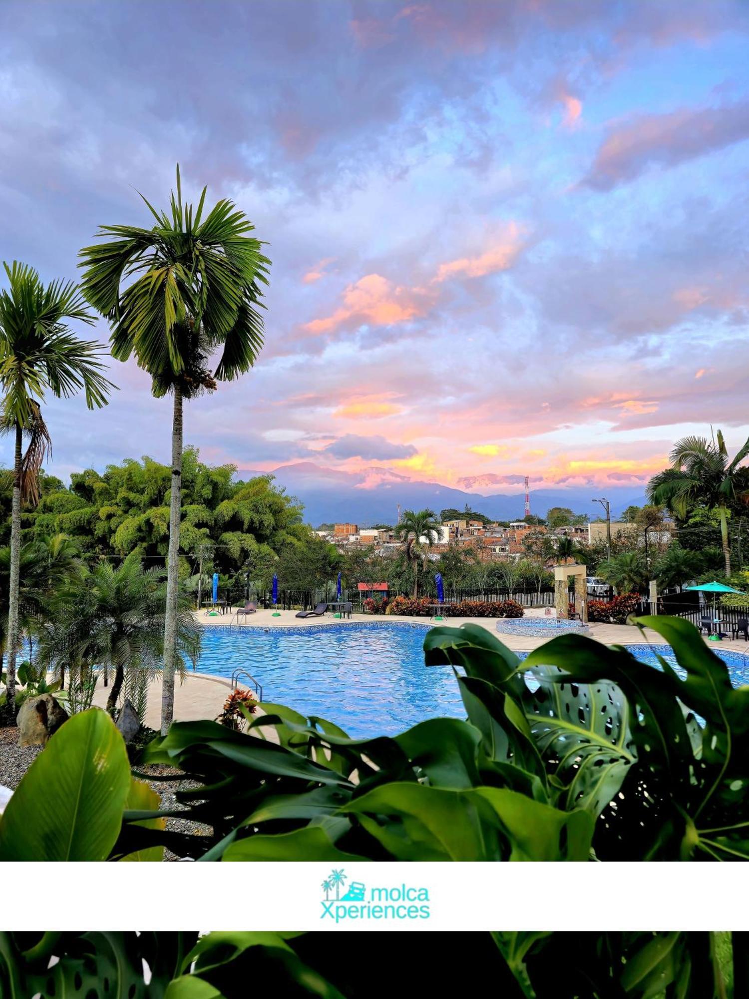 Privado Vacacional A 5m Del Aeropuerto, 20 Minutos Del Parque Del Cafe Y Centro De Con 4 Piscinas, 3 Jacuzzi, Sauna By Molca Xperiences 3h