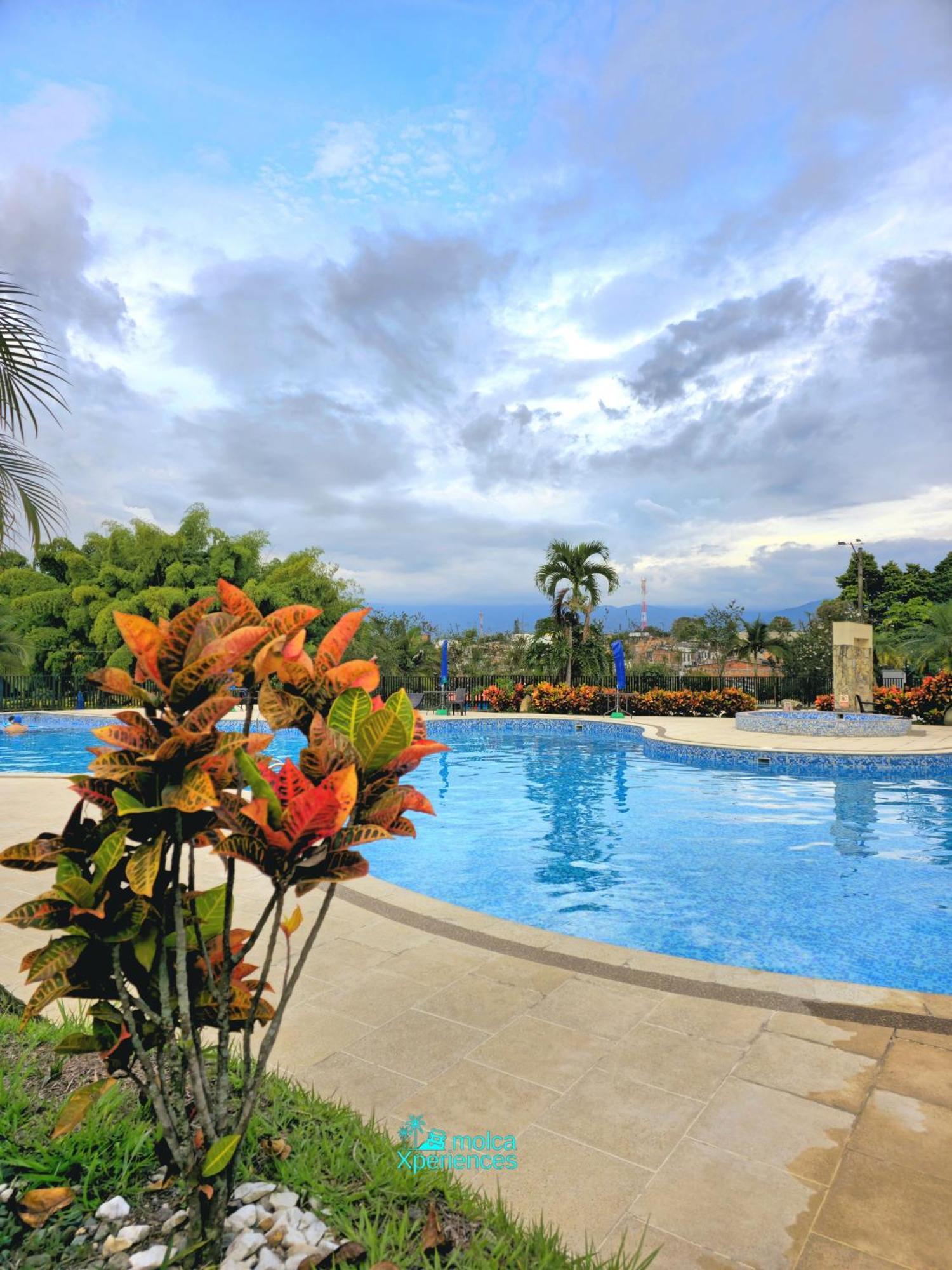 Privado Vacacional A 5m Del Aeropuerto, 20 Minutos Del Parque Del Cafe Y Centro De Con 4 Piscinas, 3 Jacuzzi, Sauna By Molca Xperiences 3h *