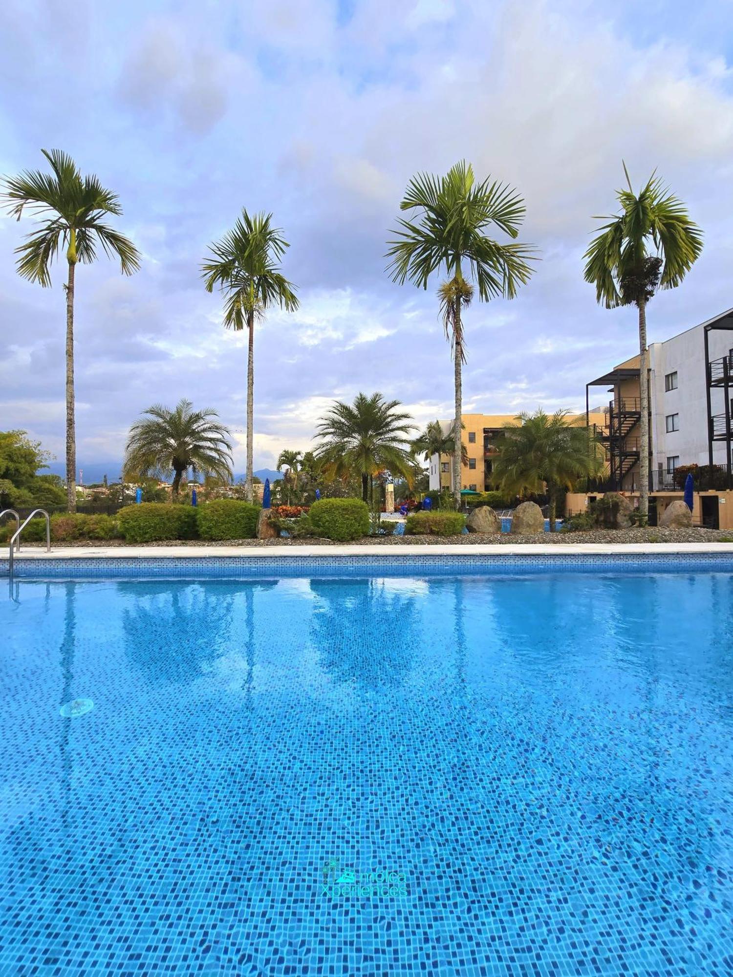 Apartment Privado Vacacional A 5m Del Aeropuerto, 20 Minutos Del Parque Del Cafe Y Centro De Con 4 Piscinas, 3 Jacuzzi, Sauna By Molca Xperiences 3h Armenia (Quindio)
