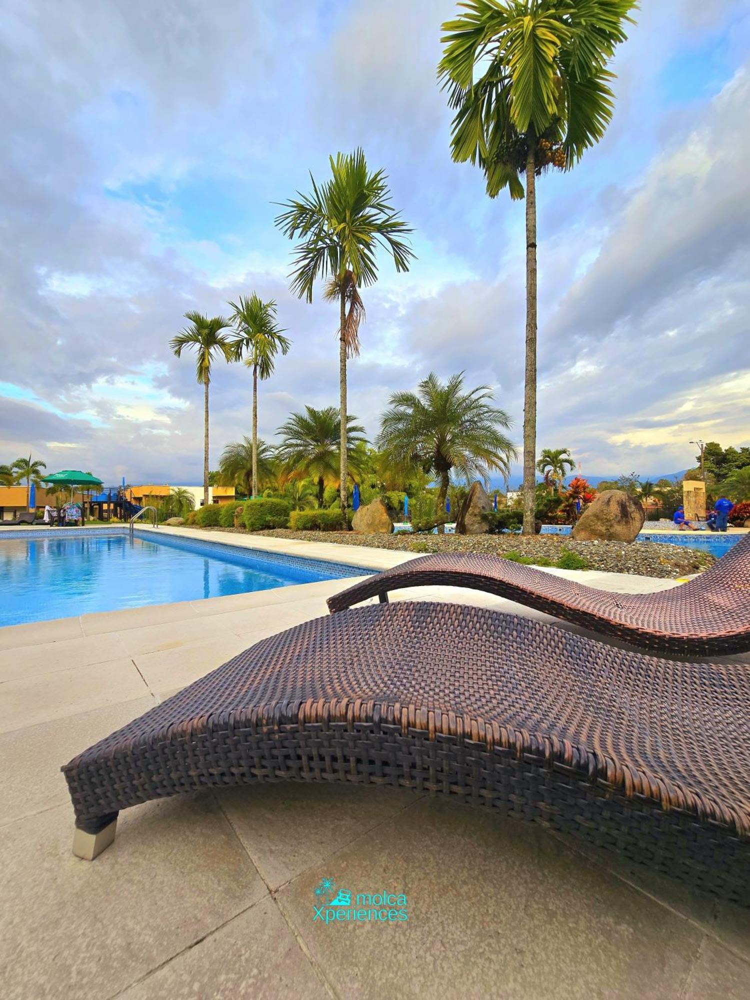Apartment Privado Vacacional A 5m Del Aeropuerto, 20 Minutos Del Parque Del Cafe Y Centro De Con 4 Piscinas, 3 Jacuzzi, Sauna By Molca Xperiences 3h *